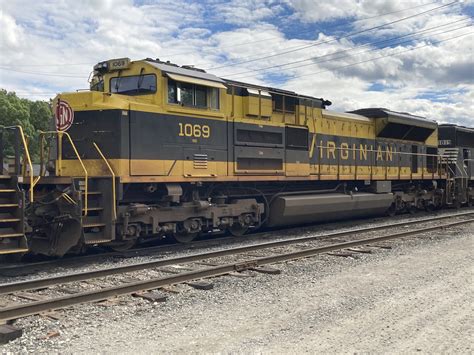 Norfolk southern heritage units tracker - Hopefully Norfolk Southern can get the Southern Railway Heritage Unit back to pulling freight trains at some point. Luckily, everyone got out ok. Link to New...